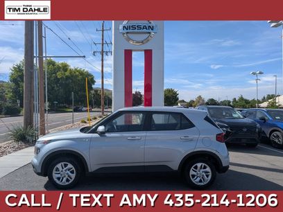 Used 2023 Hyundai Venue SE w/ Cargo Package