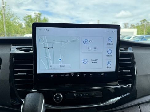 Used 2024 Ford Transit 350 XLT image 25