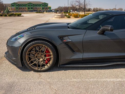 Used 2017 Chevrolet Corvette Z06 image 22