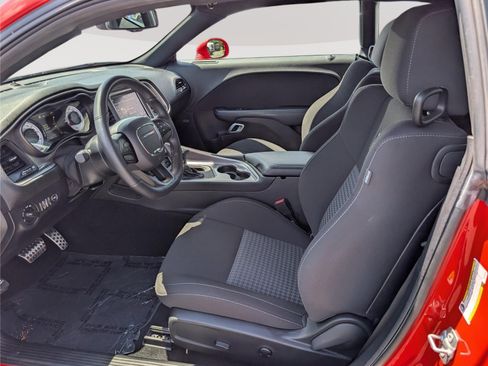Used 2022 Dodge Challenger R/T Scat Pack RWD image 13