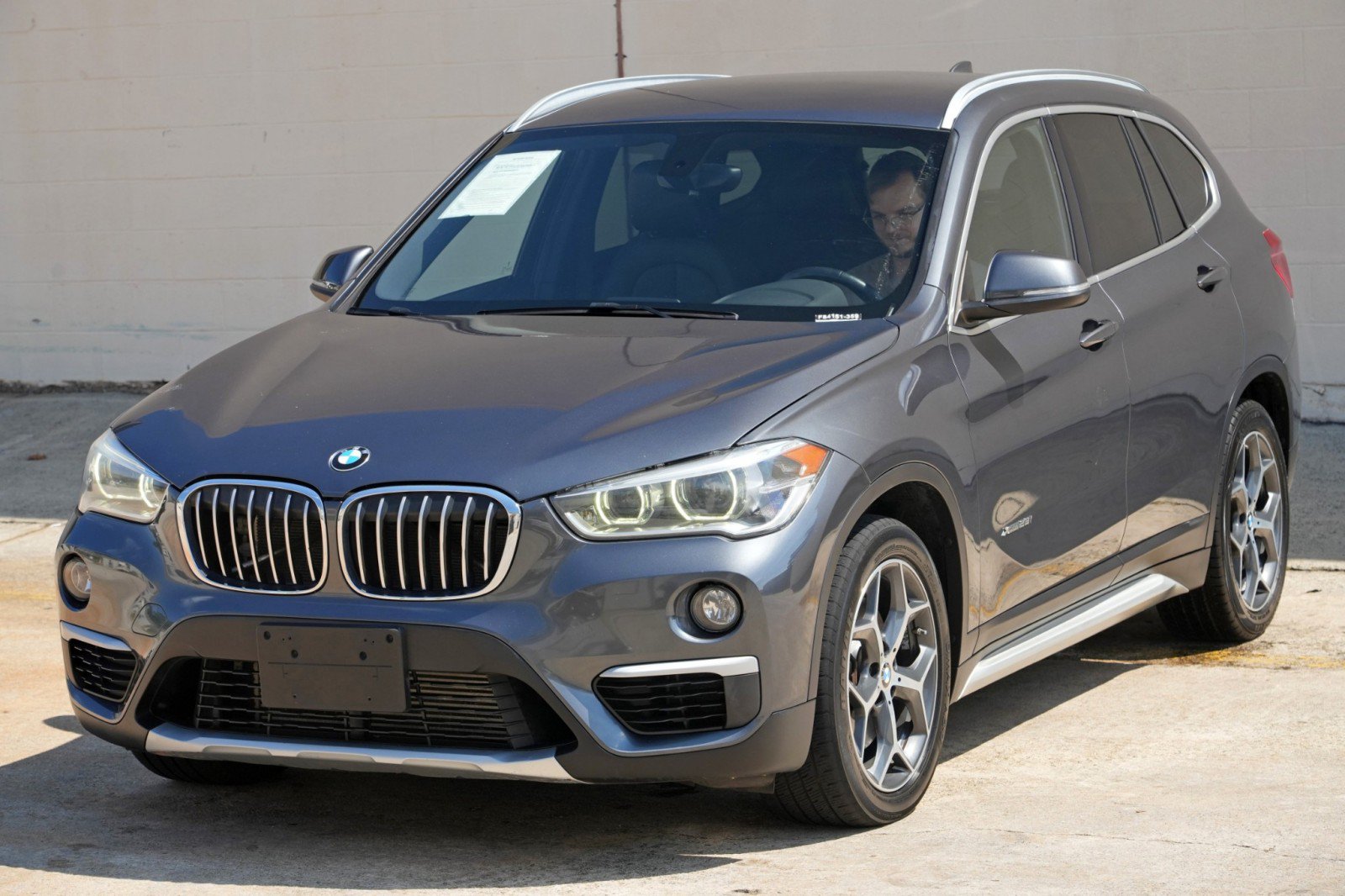 Used 2017 BMW X1 xDrive28i w/ Cold Weather Package AWD/4WD image 44