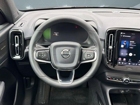 Used 2023 Volvo C40 P8 Recharge Ultimate w/ Protection Package Premier AWD/4WD image 23