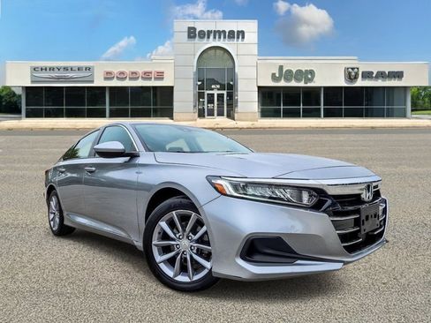 Used 2021 Honda Accord LX image 2