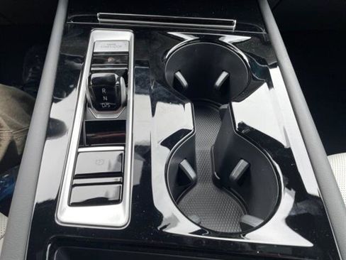 New 2025 Volkswagen Atlas Cross Sport SEL Premium R-Line image 27