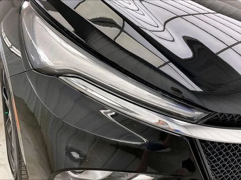 Certified 2023 Buick Enclave Essence w/ Experience Buick Package AWD/4WD image 26