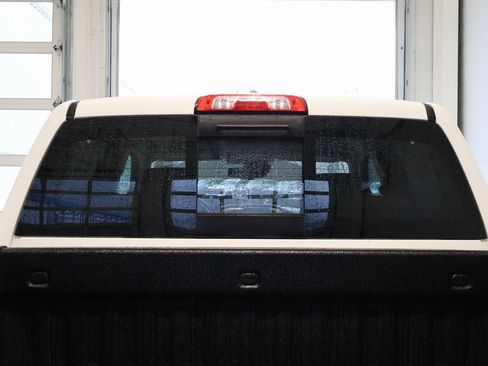 Used 2016 GMC Sierra 3500 Denali w/ Duramax Plus Package image 32