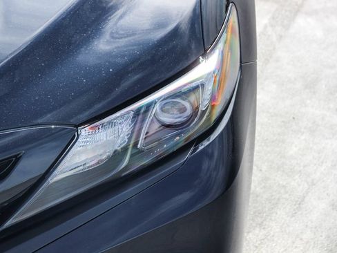 Used 2024 Toyota Camry SE FWD image 8