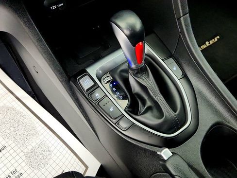 Used 2020 Hyundai Veloster 2.0 Premium FWD image 17