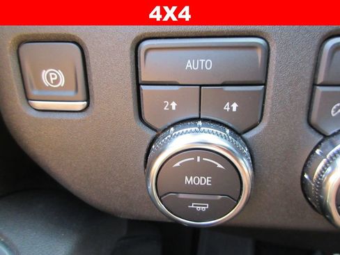 Certified 2025 GMC Sierra 1500 Elevation AWD/4WD image 27