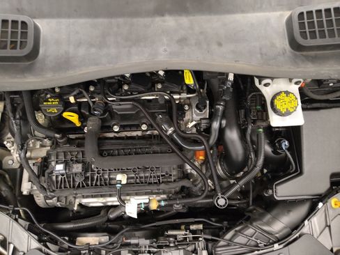 Used 2019 Ford Escape SE FWD image 30