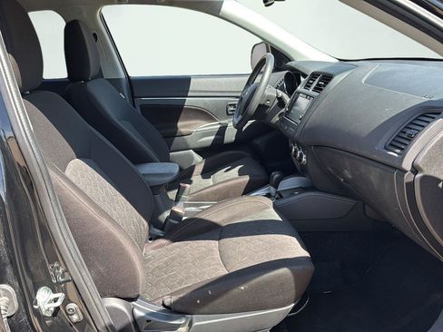 Used 2025 Mitsubishi Outlander Sport ES AWD/4WD image 22