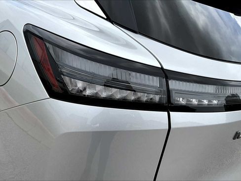 New 2025 Nissan Murano SL image 12