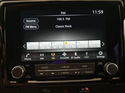 Used 2023 Nissan Frontier PRO-4X w/ Pro Convenience Package image 17