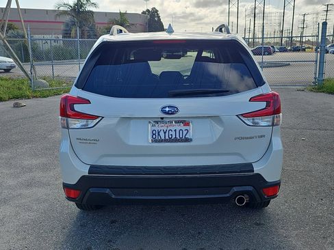 Used 2019 Subaru Forester Limited w/ Popular Package #3 image 16