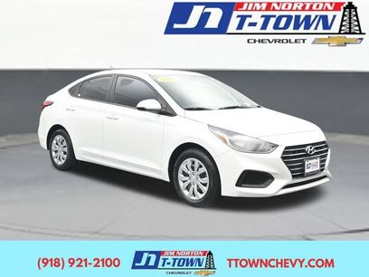 Used 2022 Hyundai Accent SE
