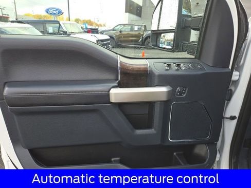 Certified 2022 Ford F250 Lariat w/ Lariat Ultimate Package image 13