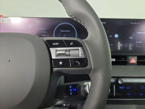 New 2026 Hyundai Ioniq 5 SEL image 21