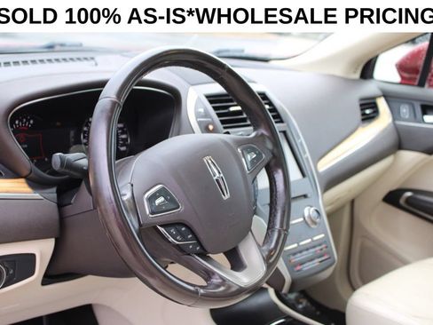 Used 2015 Lincoln MKC FWD w/ Equipment Group 101A Select image 18