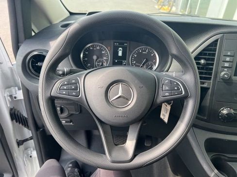 Used 2023 Mercedes-Benz Metris Cargo image 12