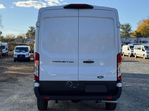 New 2026 Ford Transit 250 148 Medium Roof w/ Load Area Protection Package RWD image 3