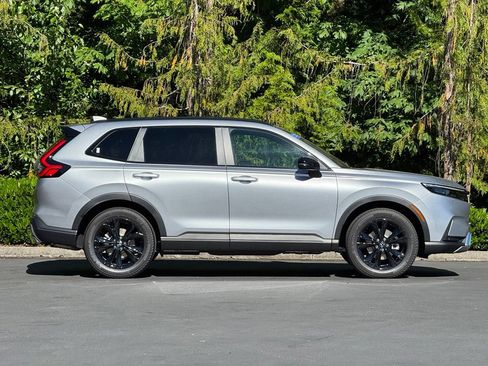 Certified 2026 Honda CR-V Sport Touring image 33