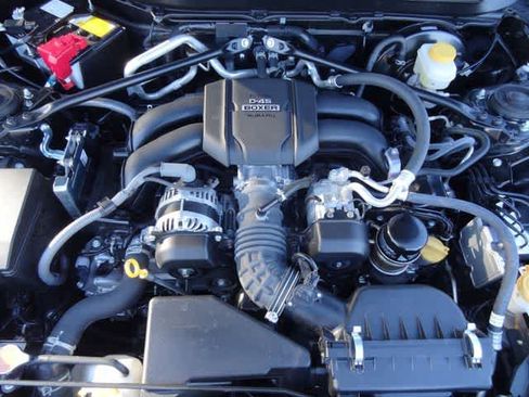 Used 2025 Toyota GR86 Premium w/ ALL Weather Mat Package (TMS) RWD image 36