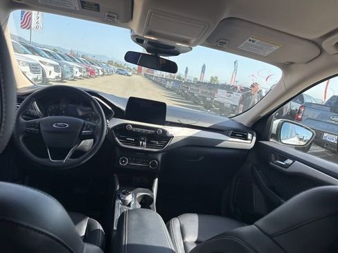 Used 2020 Ford Escape SEL image 12
