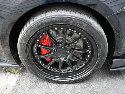 Used 2019 Ford Mustang GT image 31