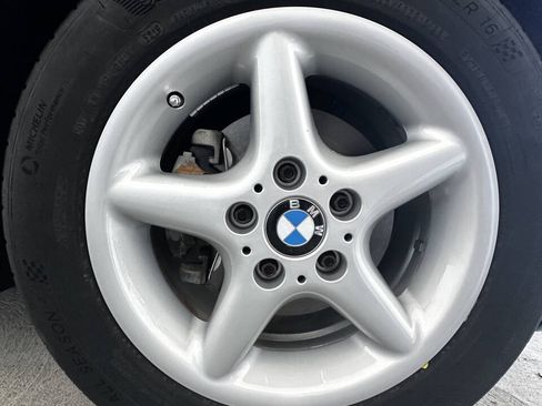 Used 1998 BMW Z3 2.8 RWD image 12