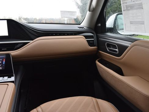 Used 2026 INFINITI QX80 Luxe w/ Cargo Package image 14