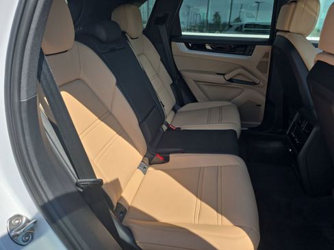 New 2026 Porsche Cayenne AWD/4WD image 24