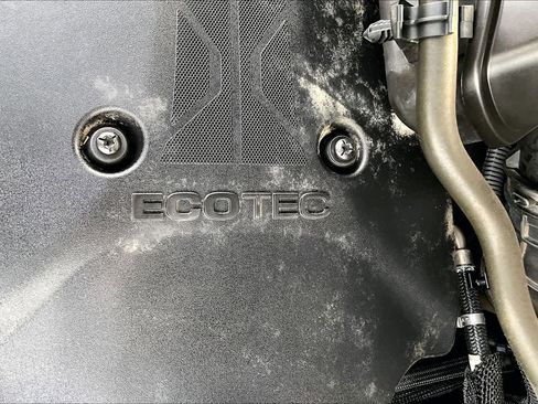 Used 2021 GMC Acadia SLE w/ Driver Convenience Package image 32