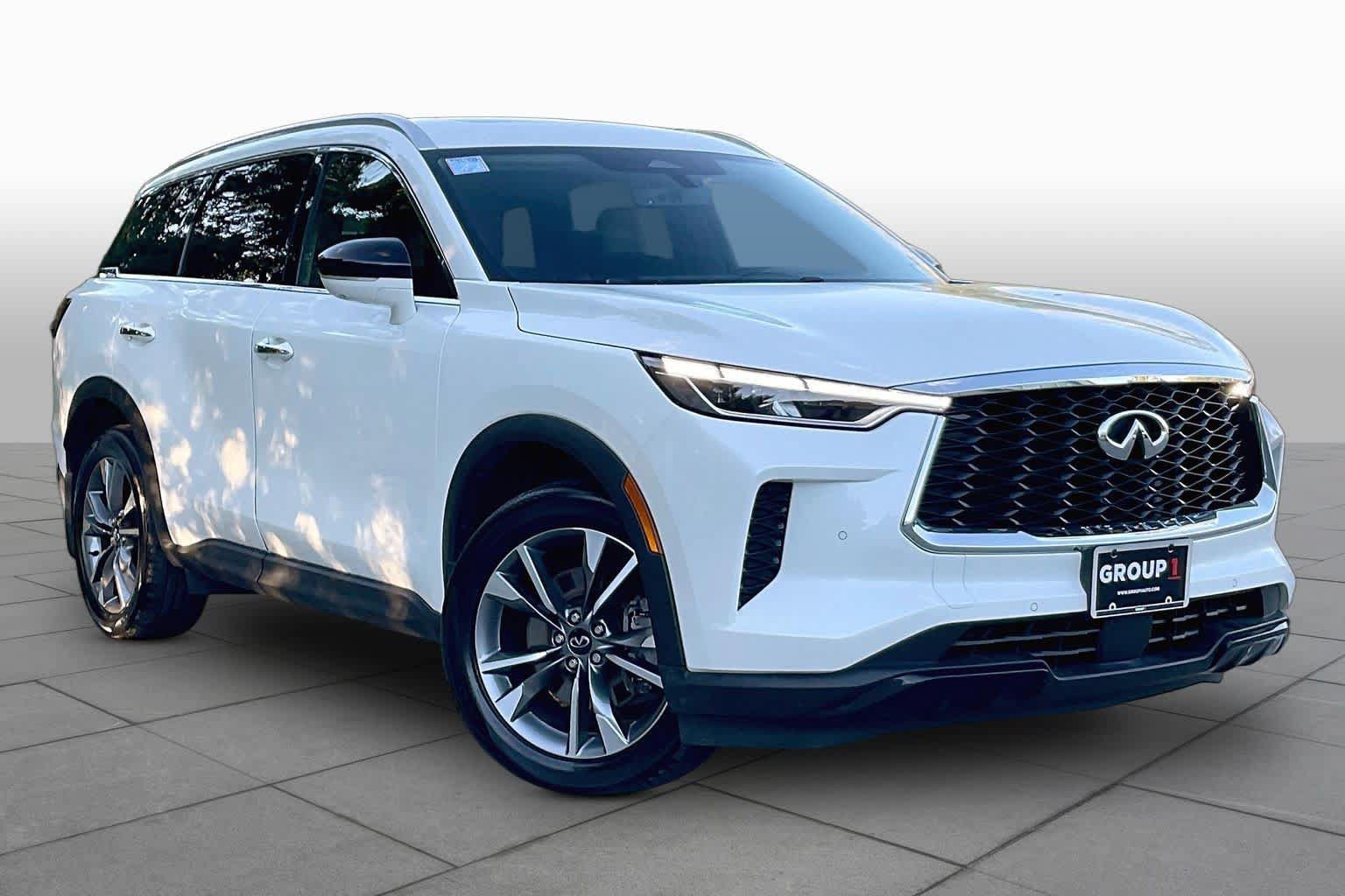 Used 2024 INFINITI QX60 Luxe AWD/4WD image 2