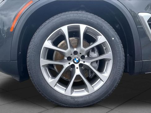 New 2026 BMW X5 xDrive40i AWD/4WD image 11
