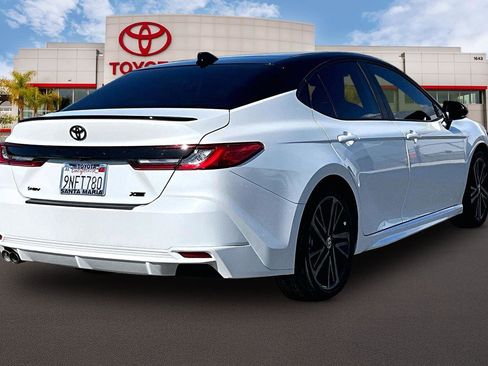 Used 2025 Toyota Camry XSE image 11