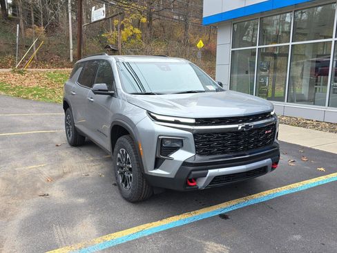 New 2026 Chevrolet Traverse Z71 image 3