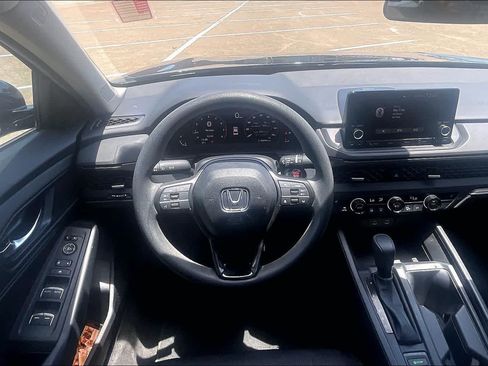Used 2024 Honda Accord EX image 12