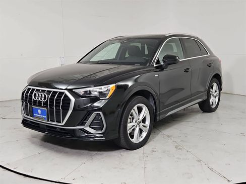 Used 2022 Audi Q3 2.0T Premium w/ Convenience Package image 1