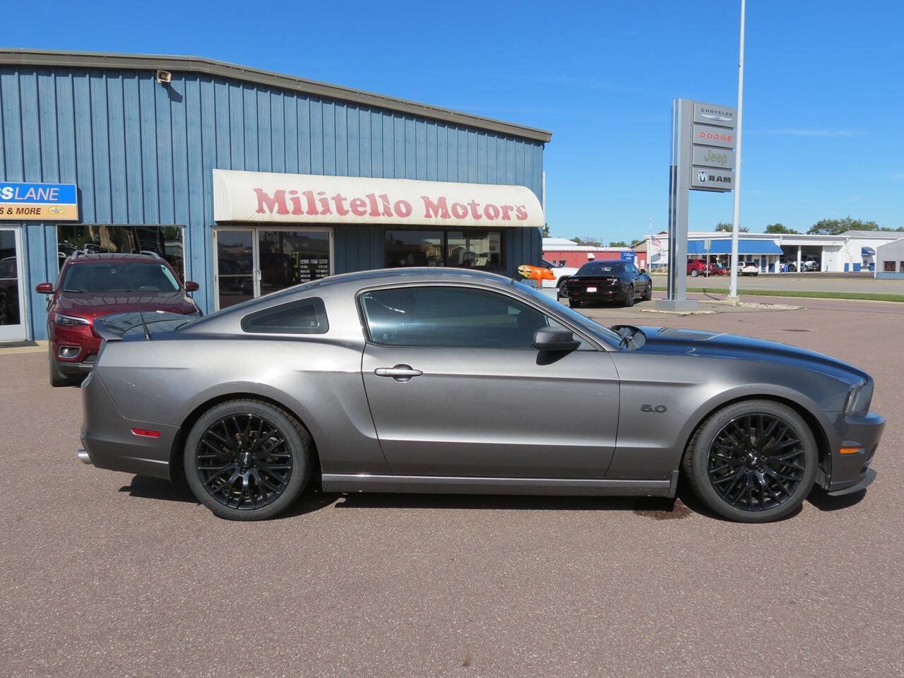 Used 2013 Ford Mustang GT w/ Security Pkg RWD image 1