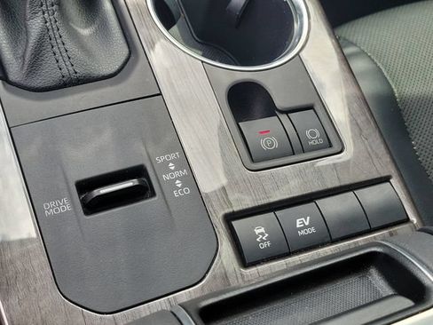 Used 2021 Toyota Highlander Platinum FWD image 36