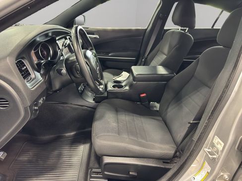 Used 2022 Dodge Charger Police AWD/4WD image 4