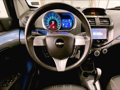 Used 2014 Chevrolet Spark LT image 6