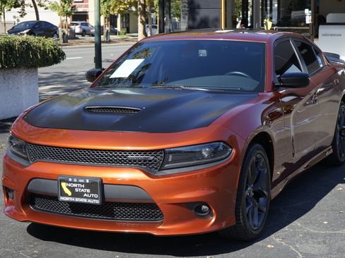 Used 2022 Dodge Charger GT w/ Blacktop Package image 3