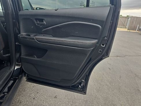 Used 2023 Honda Passport TrailSport image 28