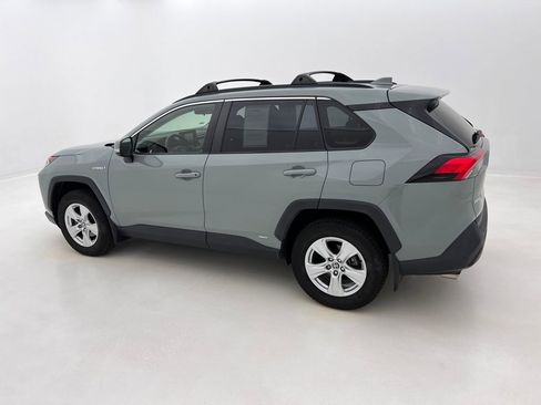 Used 2021 Toyota RAV4 XLE image 14