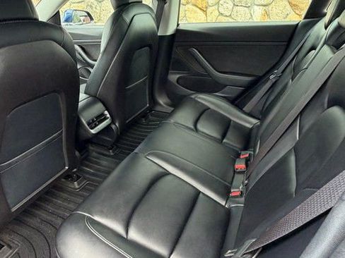 Used 2020 Tesla Model 3 Standard Range Plus RWD image 29