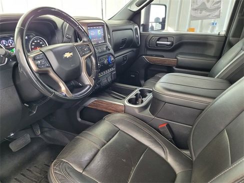 Used 2023 Chevrolet Silverado 2500 High Country w/ Z71 Off-Road Package image 11