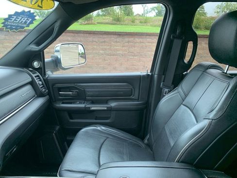 Used 2020 RAM 2500 Limited image 22