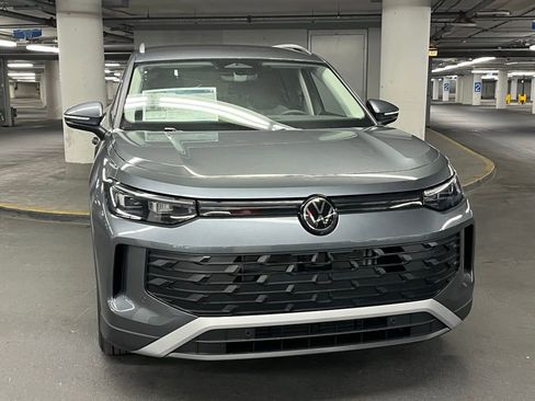 New 2026 Volkswagen Tiguan S FWD image 34