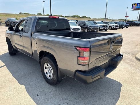 Used 2022 Nissan Frontier S w/ Technology Package AWD/4WD image 8
